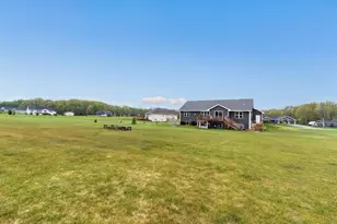 379 N Shady Lawn Cir, Little Suamico, WI 54171 - Photo 28