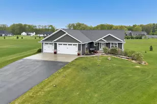 379 N Shady Lawn Cir, Little Suamico, WI 54171 - Photo 34