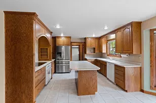 810 Windover Ct, Green Bay, WI 54313 - Photo 20