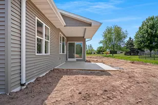 340 Baywood Trl, Green Bay, WI 54311 - Photo 46