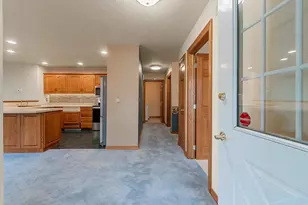 5307 Sunset Bluff Dr, Green Bay, WI 54311 - Photo 6