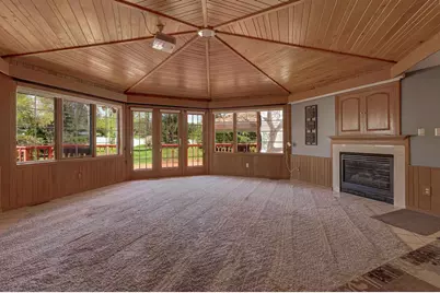 2207 S Gladys Avenue, Appleton, WI 54915 - Photo 24