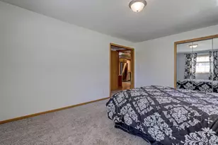 2207 S Gladys Ave, Appleton, WI 54915 - Photo 32