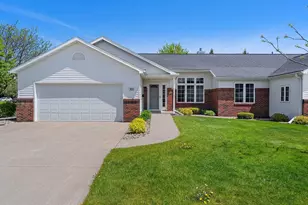 923 W Windtree Dr, Appleton, WI 54914 - Photo 8