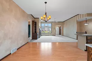 923 W Windtree Dr, Appleton, WI 54914 - Photo 18