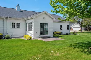 923 W Windtree Dr, Appleton, WI 54914 - Photo 6