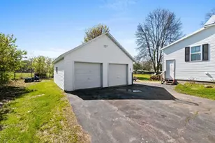 112 Scherer Ave, Oconto, WI 54153 - Photo 6