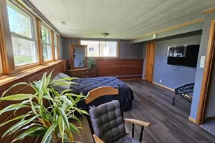 455 E Ellefson St, Iola, WI 54945 - Photo 12