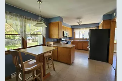 455 E Ellefson Street, Iola, WI 54945 - Photo 4