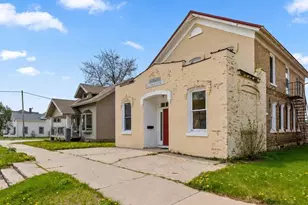 323 5th St, Algoma, WI 54201 - Photo 42