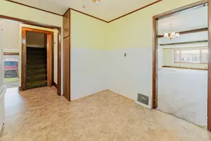 938 W 12th Ave, Oshkosh, WI 54902 - Photo 18