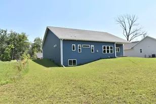 3208 Eclipse Dr, Green Bay, WI 54311 - Photo 42