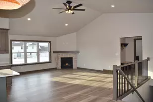 3208 Eclipse Dr, Green Bay, WI 54311 - Photo 12