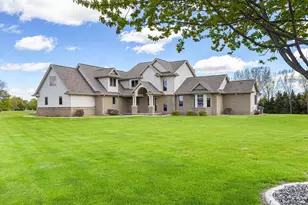 W7415 Ridge Top Dr, Neenah, WI 54956 - Photo 44