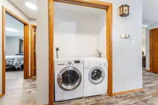 127 N Humphrey Cir, Shawano, WI 54166 - Photo 16