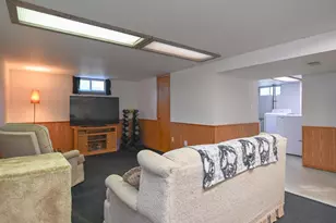 1036 Thrush St, Green Bay, WI 54303 - Photo 34