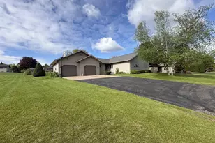 410 E Cedar St, Bonduel, WI 54107 - Photo 38