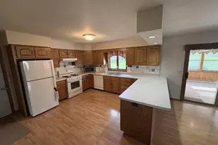 410 E Cedar St, Bonduel, WI 54107 - Photo 8