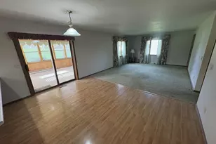 410 E Cedar St, Bonduel, WI 54107 - Photo 10