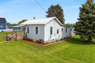 1022 McDonald St, Oconto, WI 54153 - Photo 22