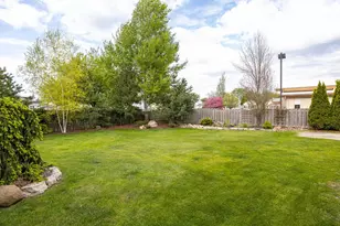 823 Washington Ave, Oshkosh, WI 54901 - Photo 60