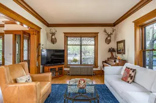 823 Washington Ave, Oshkosh, WI 54901 - Photo 8