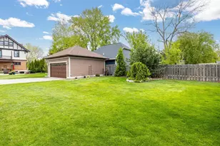 823 Washington Ave, Oshkosh, WI 54901 - Photo 60