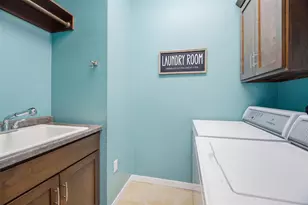 3810 Apple Ln, Oshkosh, WI 54902 - Photo 16