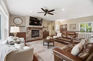 3810 Apple Ln, Oshkosh, WI 54902 - Photo 6