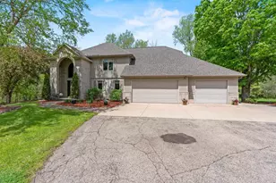 W8678 Hillview Rd, Hortonville, WI 54944 - Photo 66