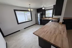 833 W Browning St, Appleton, WI 54194 - Photo 8