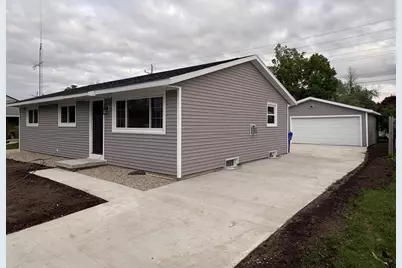 833 W Browning Street, Appleton, WI 54194 - Photo 1