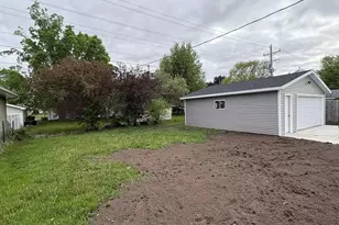 833 W Browning St, Appleton, WI 54194 - Photo 4