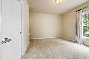 1568 Kingswood Dr, Neenah, WI 54956 - Photo 24