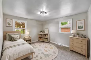 1875 Smith St, Green Bay, WI 54302 - Photo 14