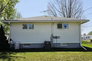 707 E 5th St, Shawano, WI 54166 - Photo 34