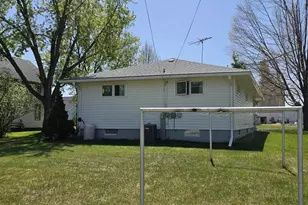 707 E 5th St, Shawano, WI 54166 - Photo 36