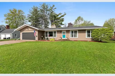 111 Lange Court, Shawano, WI 54166 - Photo 4