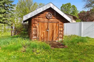 111 Lange Ct, Shawano, WI 54166 - Photo 10
