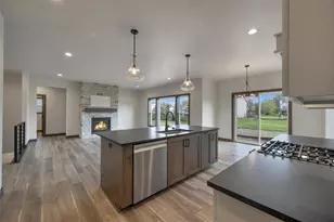 2871 Stelor Dr, Green Bay, WI 54311 - Photo 18
