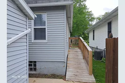 819 Harrison Street, Green Bay, WI 54303 - Photo 6