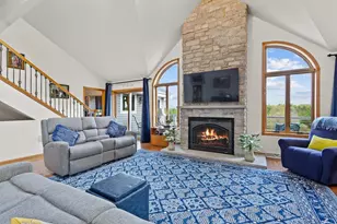 7207 Fairview Rd, Denmark, WI 54208 - Photo 10