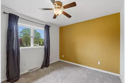1115 Sawtell Court, Oshkosh, WI 54902 - Photo 14