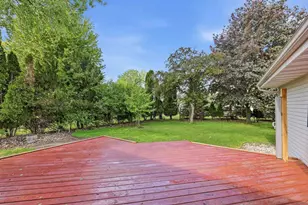 1115 Sawtell Ct, Oshkosh, WI 54902 - Photo 20