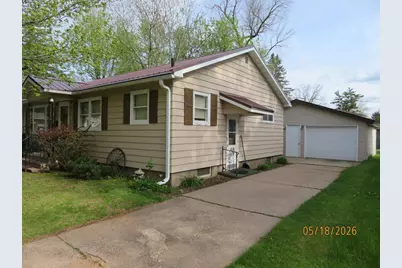 312 W 3rd Street, Shawano, WI 54166 - Photo 4