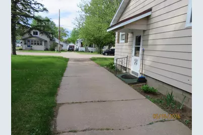 312 W 3rd Street, Shawano, WI 54166 - Photo 6