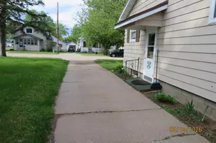 312 W 3rd St, Shawano, WI 54166 - Photo 6