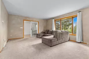 2220 W 20th Ave, Oshkosh, WI 54904 - Photo 18