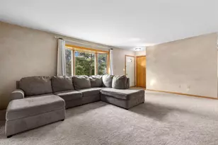 2220 W 20th Ave, Oshkosh, WI 54904 - Photo 20