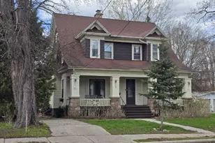 211 E Center St, Shawano, WI 54166 - Photo 32